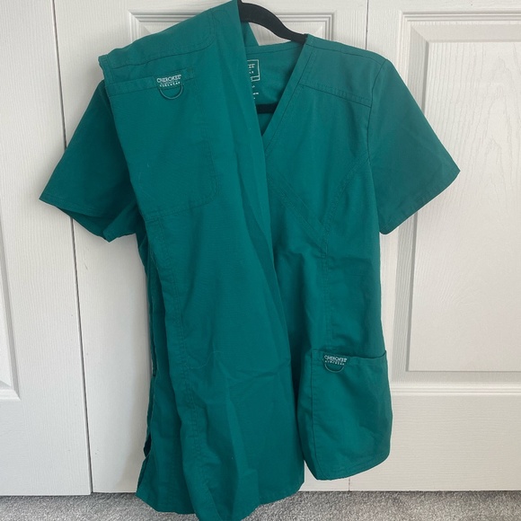cherokee scrub set in green - Picture 1 of 3